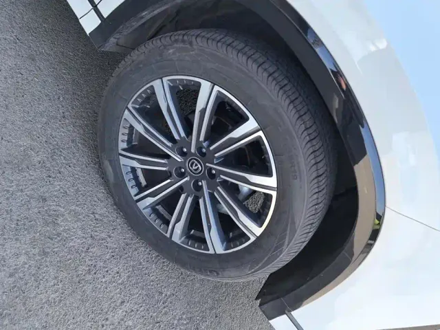 Changan CS75 Plus — Фото автомобиля 6