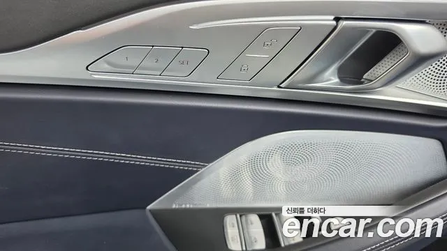 BMW 8-Series — Фото автомобиля 29