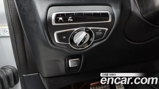 Mercedes-Benz G-Class — Фото автомобиля 25