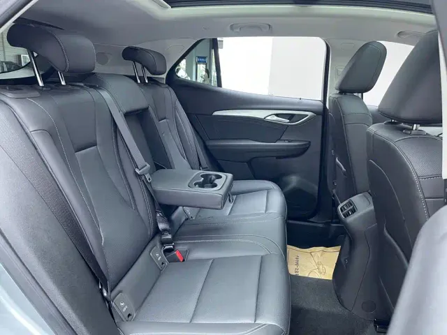Buick Envision S — Фото автомобиля 13