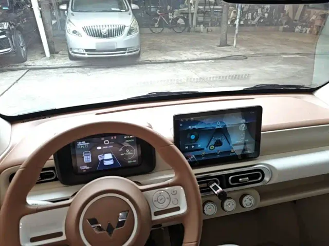Wuling Hongguang Mini EV — Фото автомобиля 9