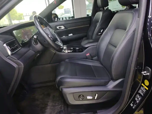 Li Auto ONE — Фото автомобиля 14