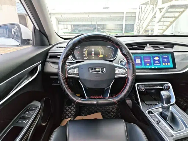 Geely Binrui — Фото автомобиля 10