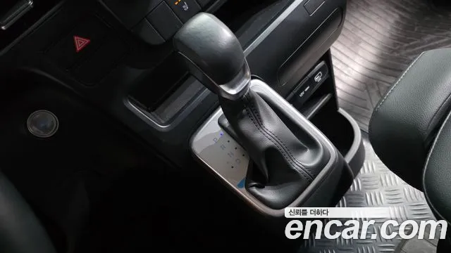 Hyundai Staria Staria Карго 3 места — Фото автомобиля 9