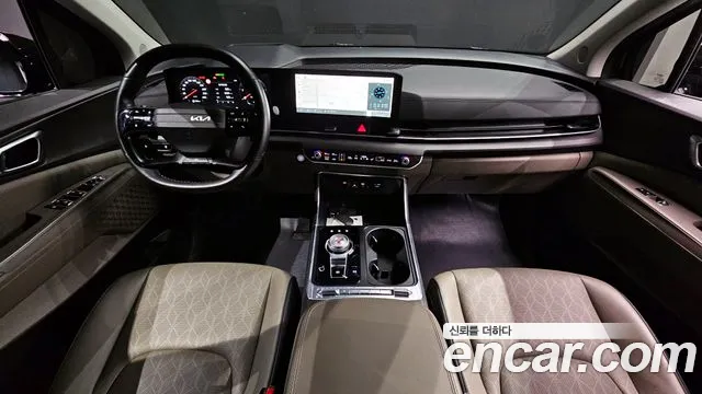 Kia Canival — Фото автомобиля 6