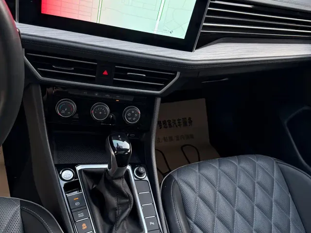 Volkswagen Sagitar — Фото автомобиля 15