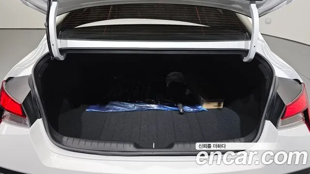 Hyundai AVANTE Smart — Фото автомобиля 20