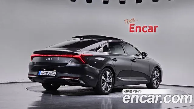 Kia K8 — Фото автомобиля 2
