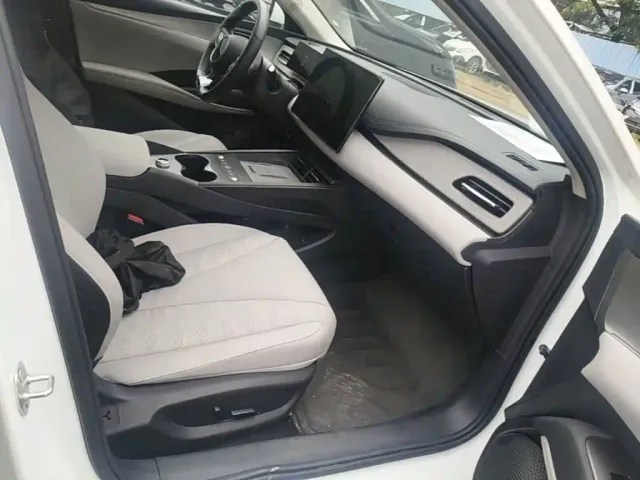 BYD Seal 06 DM-i Touring — Фото автомобиля 24