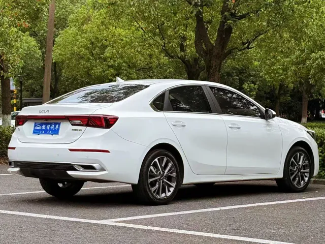 Kia K3 — Фото автомобиля 5