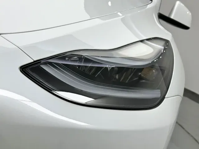 Tesla Model Y — Фото автомобиля 20