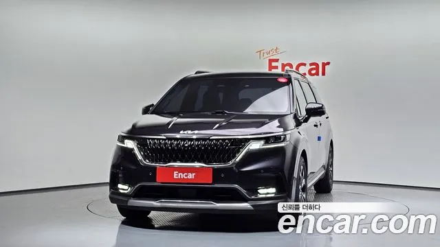 Kia Canival Carnival 4 поколение Бензин 9 мест Signature — Фото автомобиля 3