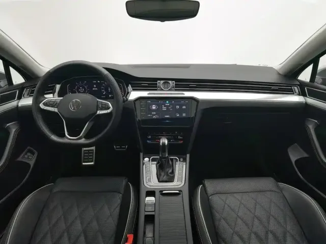 Volkswagen Magotan GTE Plug-in Hybrid 2022 GTE Luxury — Фото автомобиля 5