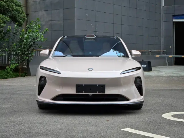 Nio ET5 — Фото автомобиля 2