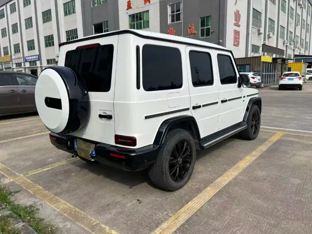 Mercedes-Benz G-Class — Фото автомобиля 3