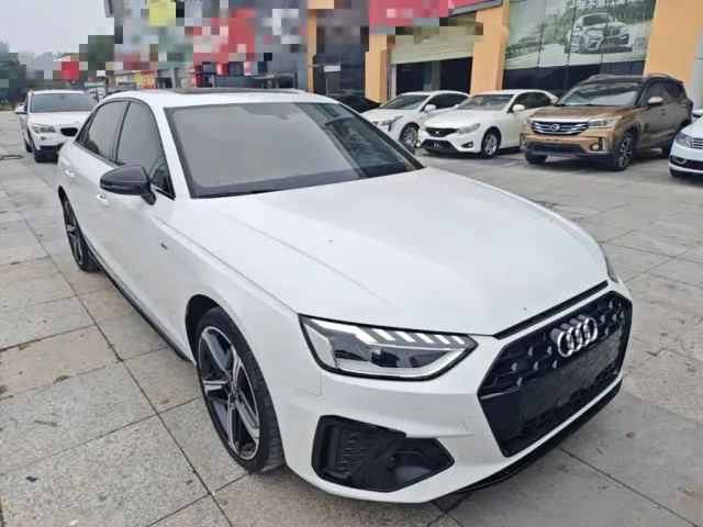 Audi A4L — Фото автомобиля 3
