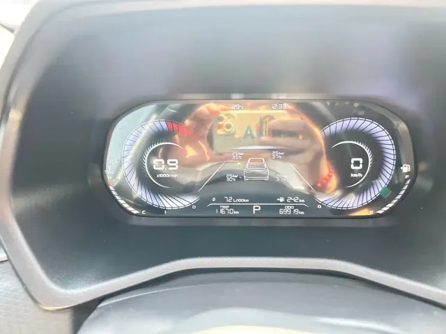 Geely Emgrand — Фото автомобиля 6