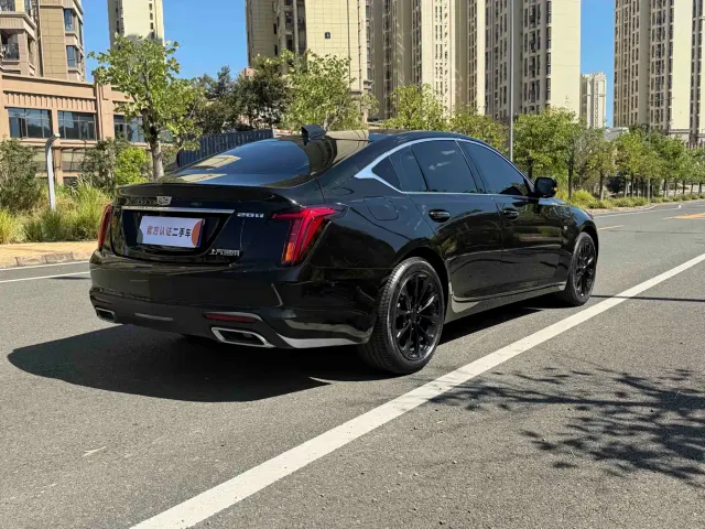 Cadillac CT5 — Фото автомобиля 9