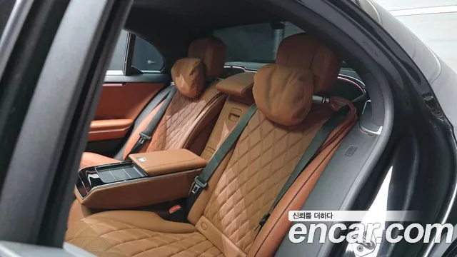 Mercedes-Benz S-Class S-класс W223 — Фото автомобиля 11