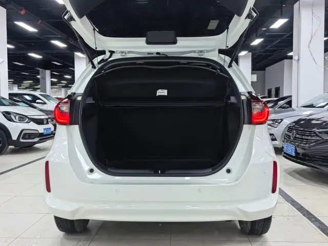 Honda Fit — Фото автомобиля 21