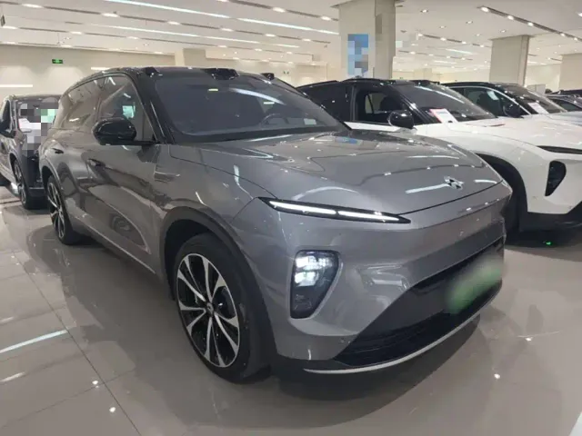 Nio ES8 — Фото автомобиля 3