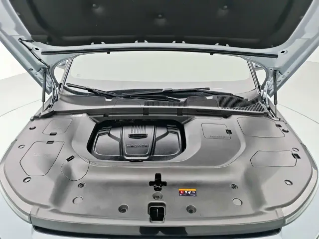 Geely ICON — Фото автомобиля 13