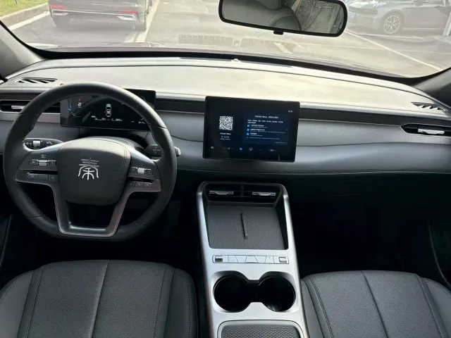 BYD Qin PLUS — Фото автомобиля 6