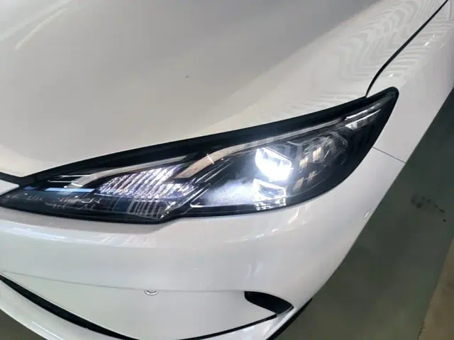 BYD Seal 05 DM-i — Фото автомобиля 23