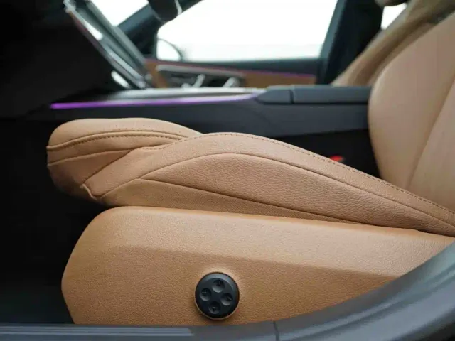 Mercedes-Benz E-Class — Фото автомобиля 11