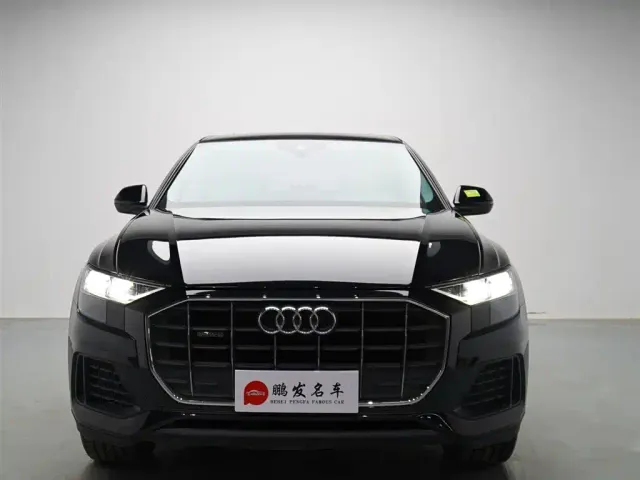 Audi Q8 — Фото автомобиля 2