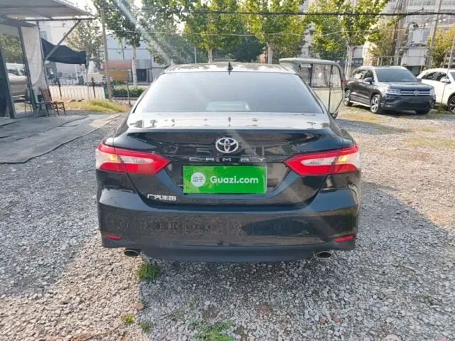 Toyota Camry — Фото автомобиля 5