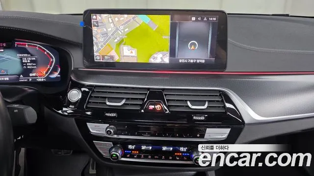 BMW 5 Series G30 — Фото автомобиля 19