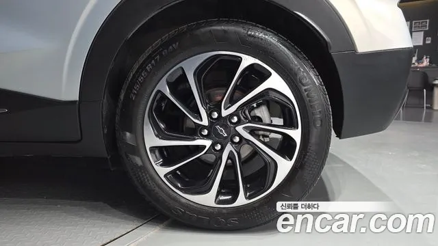 Chevrolet Bolt EUV — Фото автомобиля 6