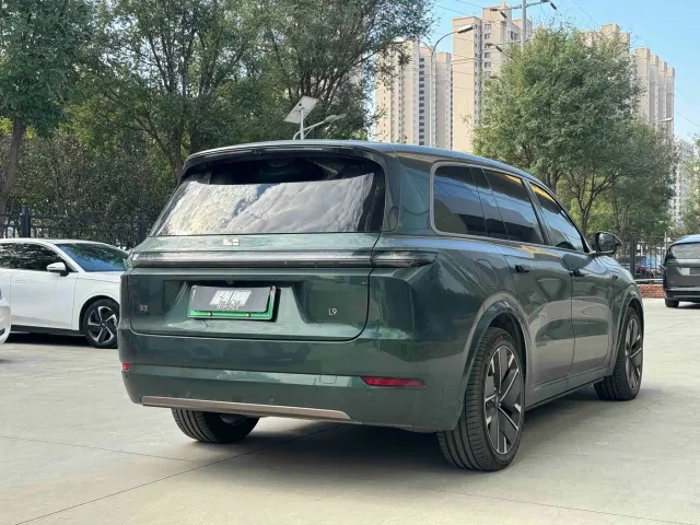 Li Auto L9 — Фото автомобиля 2