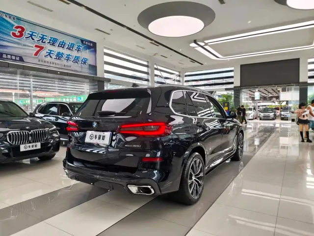 BMW X5 — Фото автомобиля 14