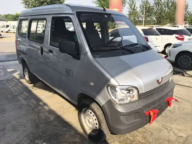 Wuling Motors Wuling Zhiguang 2020 1.2L Utility China VI LSI — Фото автомобиля 3