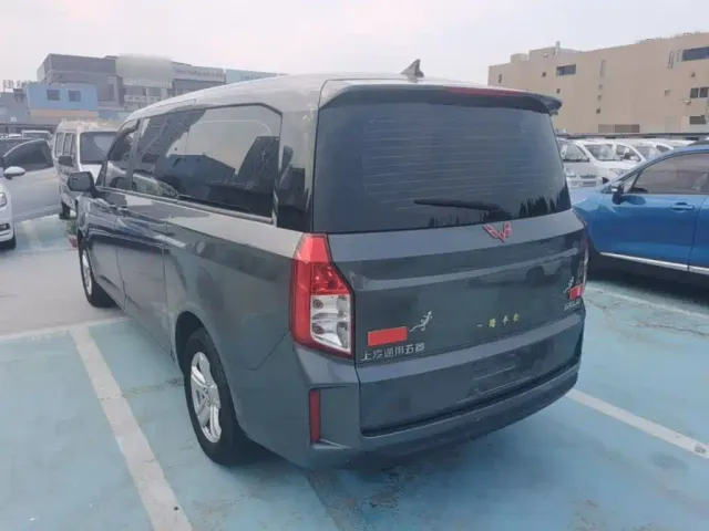 Wuling Zhengcheng — Фото автомобиля 4