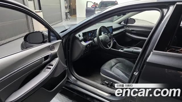 Hyundai Sonata — Фото автомобиля 15