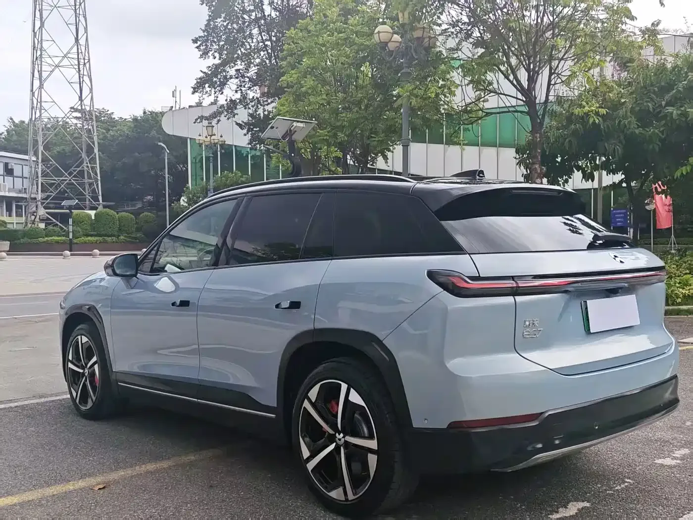 NIO NIO ES7 2022 100kWh — Фото автомобиля 4