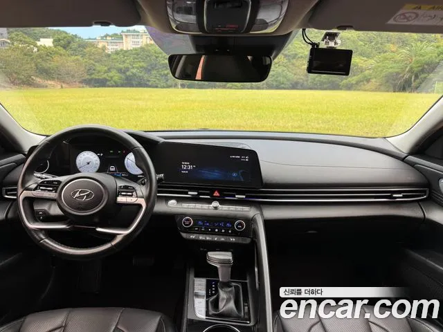 Hyundai Avante CN7 — Фото автомобиля 7