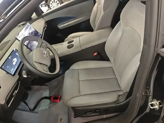 Nissan N7 — Фото автомобиля 14