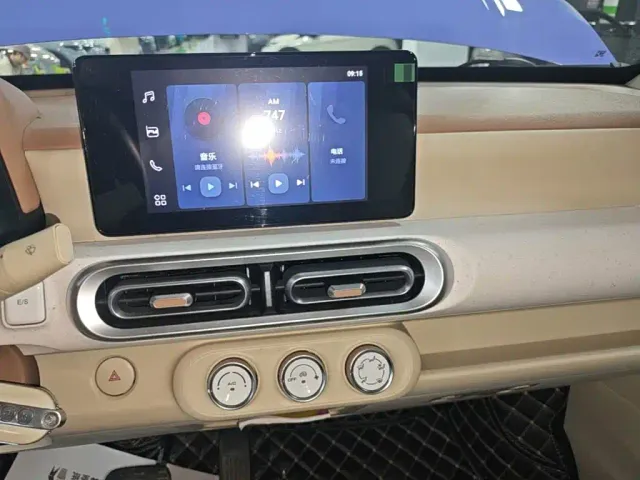 Wuling Hongguang Mini EV — Фото автомобиля 12