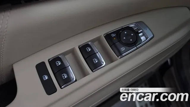 Kia Carnival Generation 4 — Фото автомобиля 29