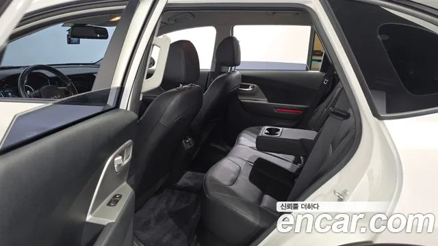 Kia Niro Niro Plus Air — Фото автомобиля 11