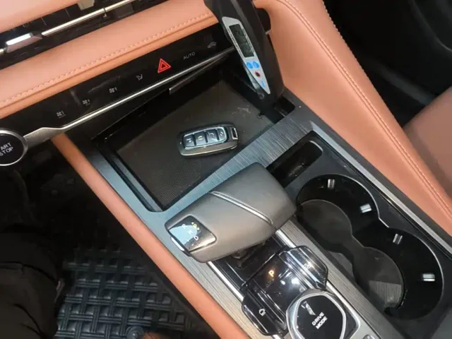 Changan CS75 Plus — Фото автомобиля 13