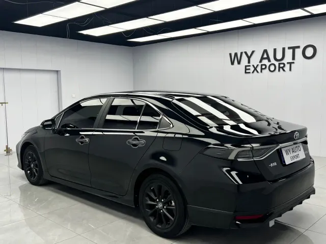Toyota Corolla — Фото автомобиля 10