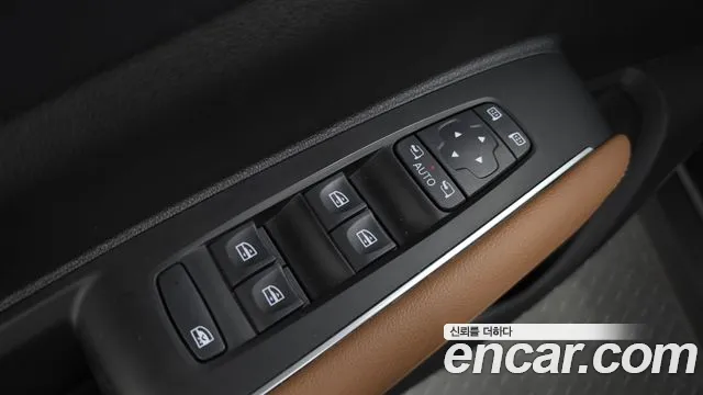 Renault Korea QM6 New — Фото автомобиля 28