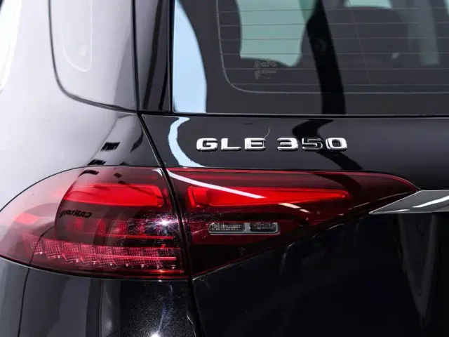Mercedes-Benz GLE-Class — Фото автомобиля 11
