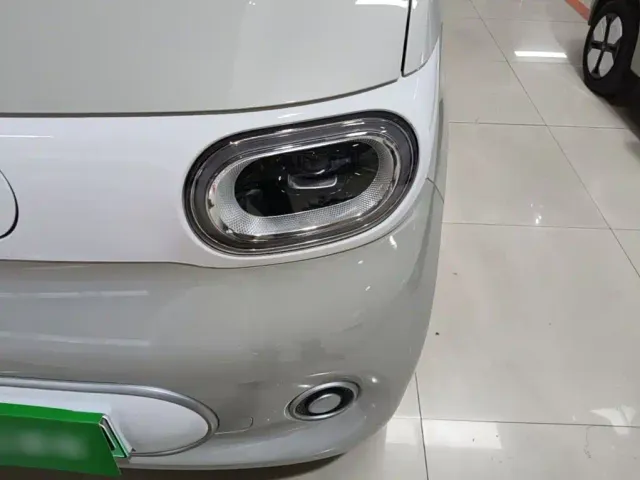 Wuling Hongguang Mini EV — Фото автомобиля 23