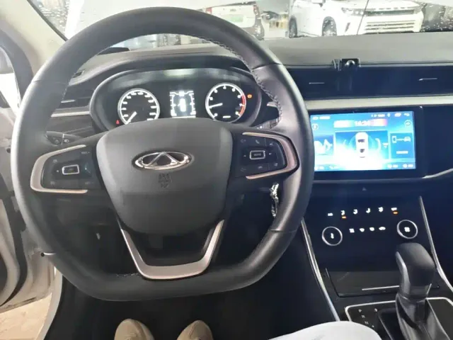 Chery Arrizo 5 — Фото автомобиля 9